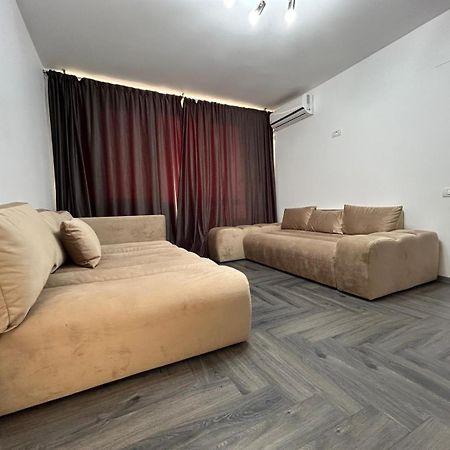 קריובה Elit Apartment מראה חיצוני תמונה