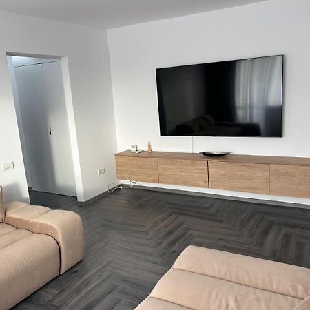 קריובה Elit Apartment מראה חיצוני תמונה