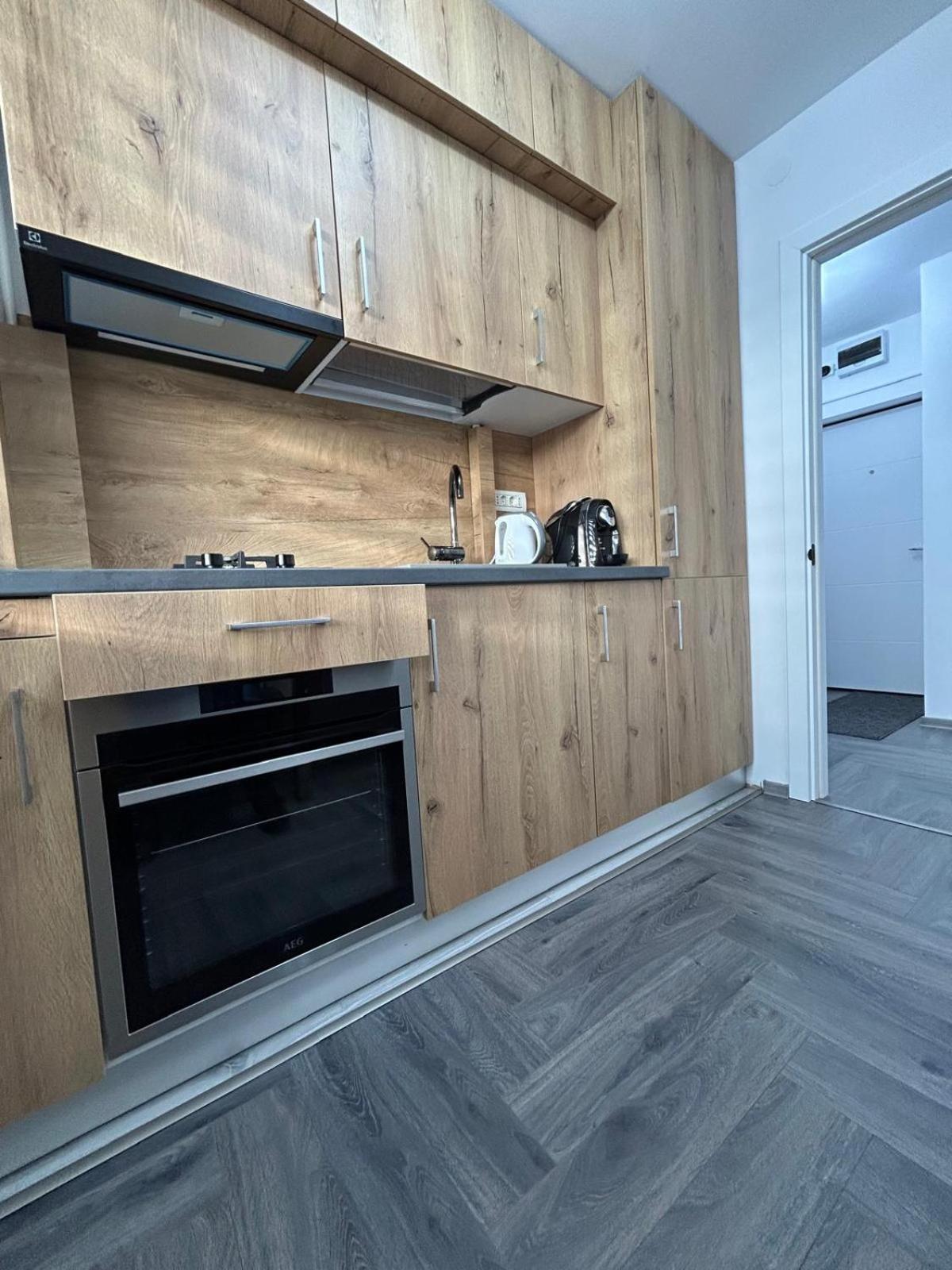 קריובה Elit Apartment מראה חיצוני תמונה